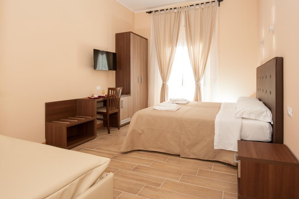 Trinity Guest House Rome Bagian luar foto