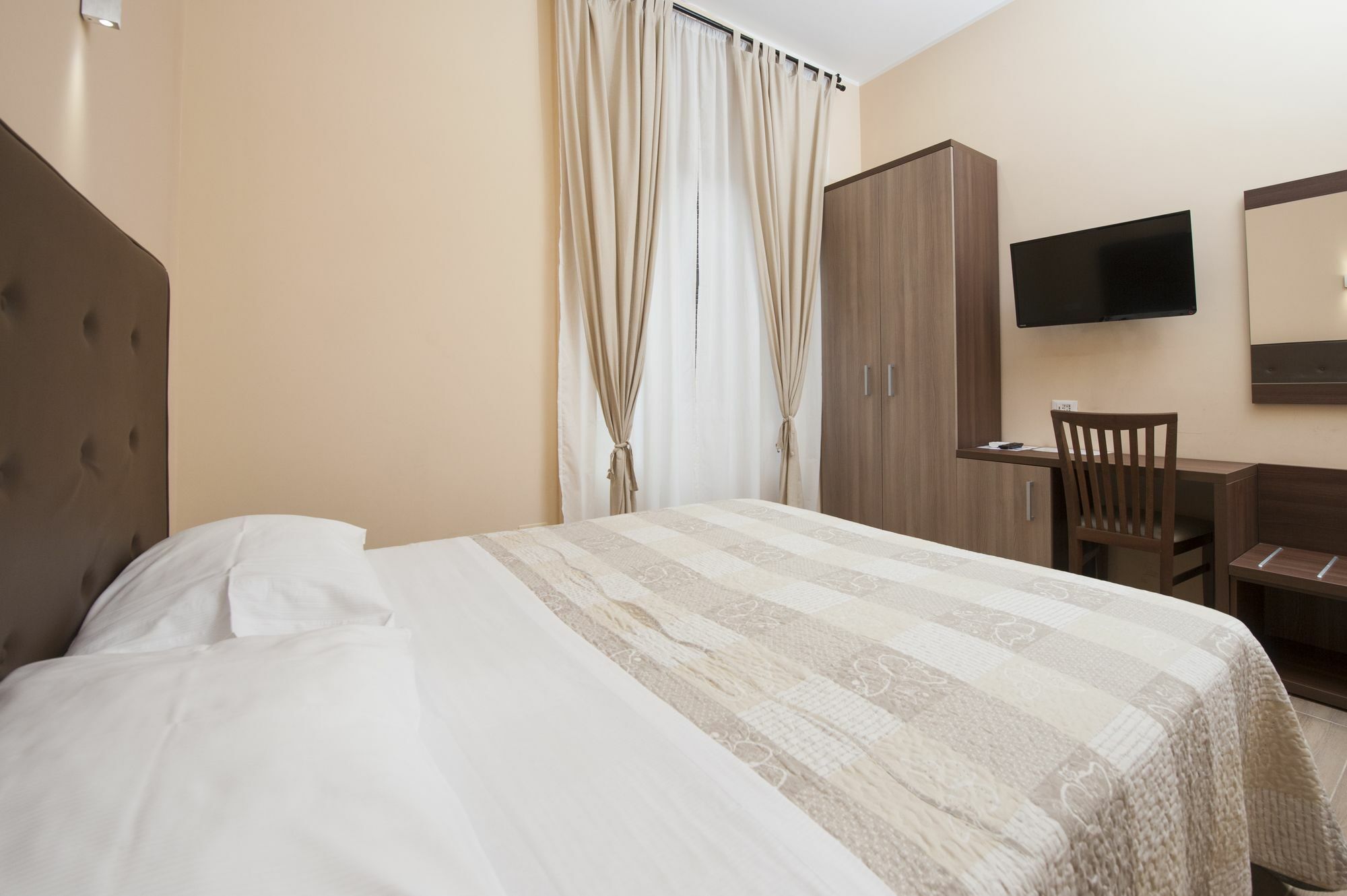 Trinity Guest House Rome Bagian luar foto
