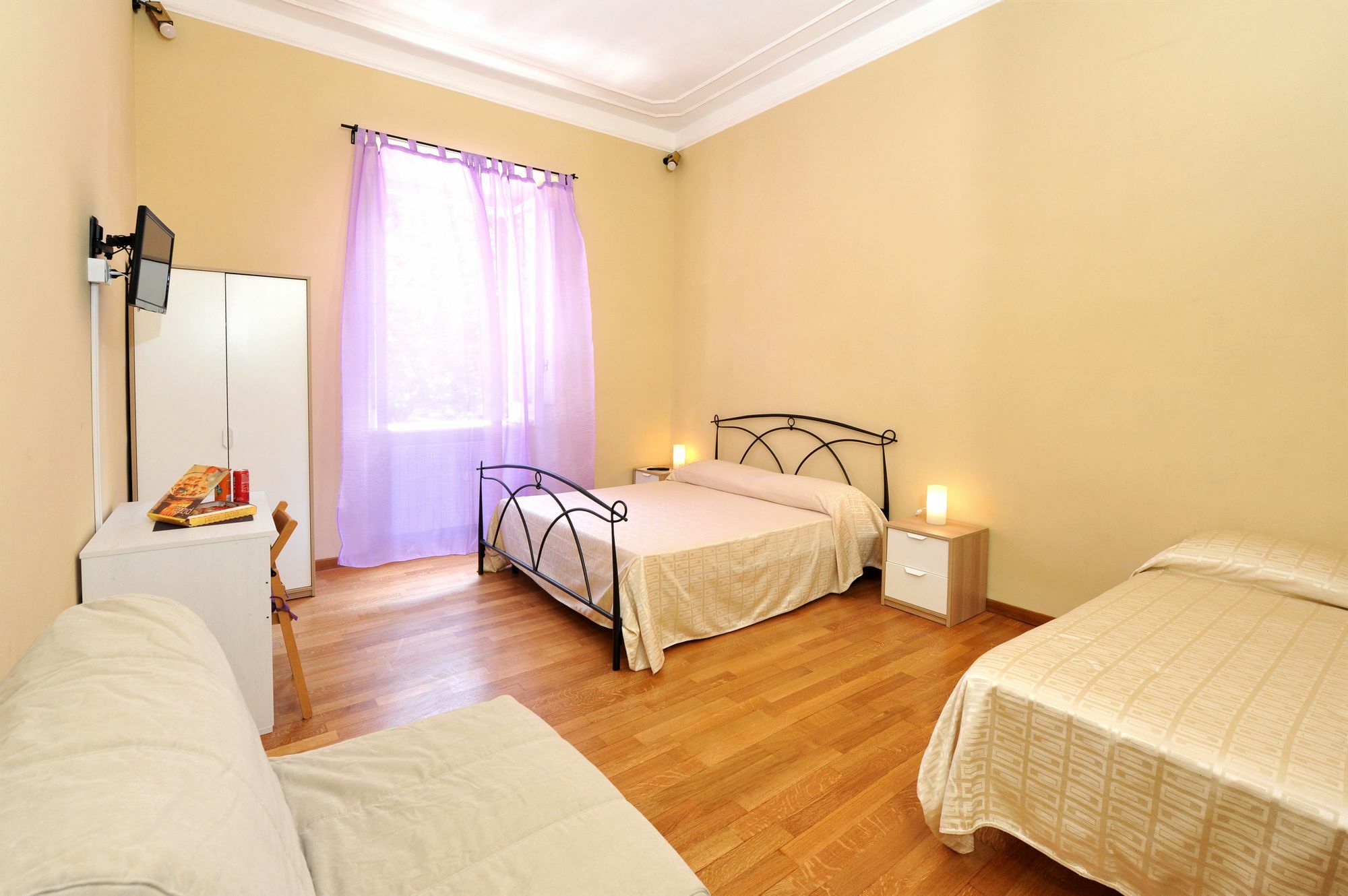 Trinity Guest House Rome Bagian luar foto